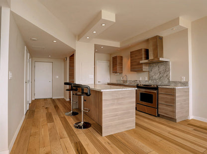 Engineered Hardwood Garrison Collection - Garrison II Distressed - Hickory Natural - Distressed