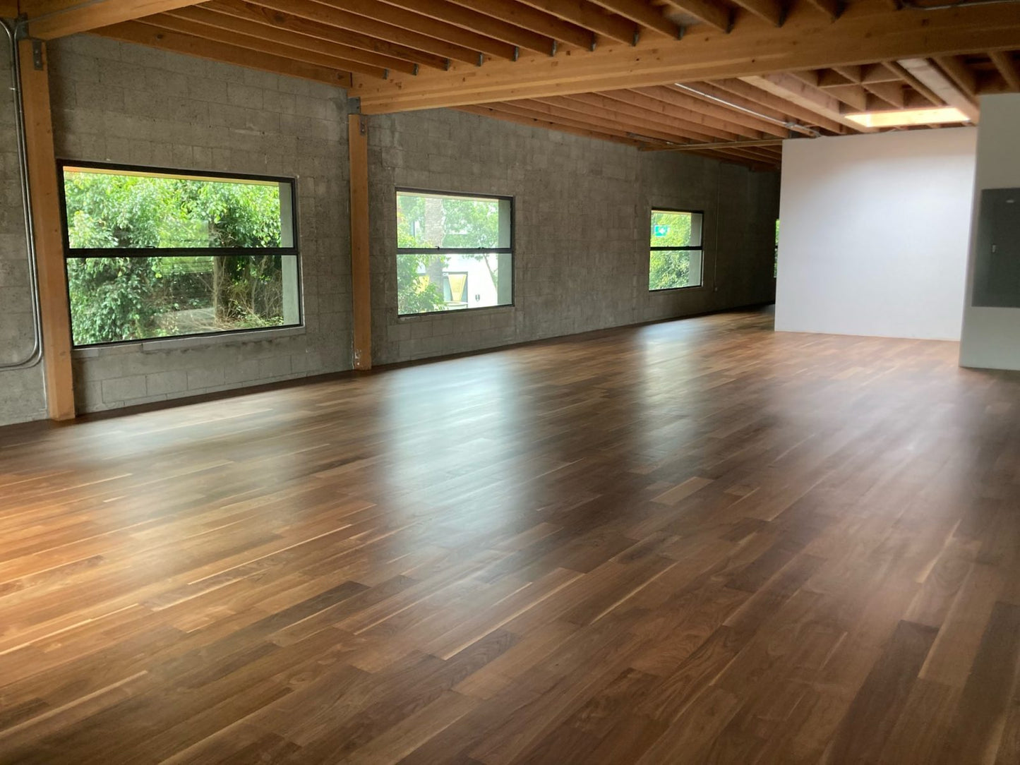 Engineered Hardwood Garrison Collection - Contractor's Choice - Premium American Walnut - 5" - Unfinished